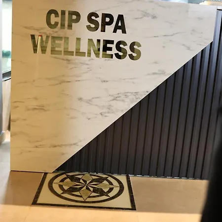 Cip & - Bakirkoey Center Hotel 4*