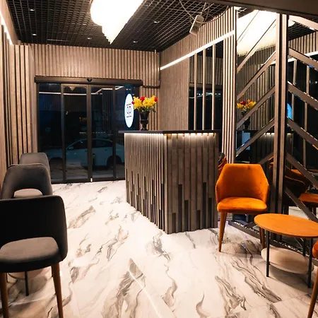 Cip & - Bakirkoey Center ホテル 4*