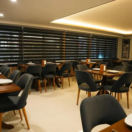 فندق Cip & - Bakirkoey Center 4*