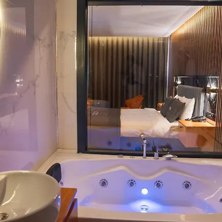 Cip & - Bakirkoey Center 4*