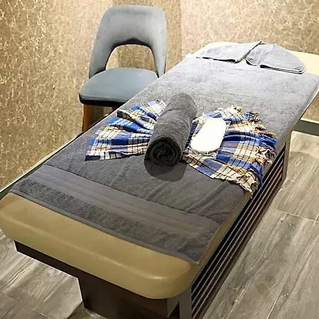 Hotel Cip & - Bakirkoey Center 4*