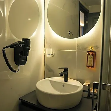 Hotel Cip & - Bakirkoey Center 4*