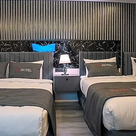 Cip & - Bakirkoey Center 4*