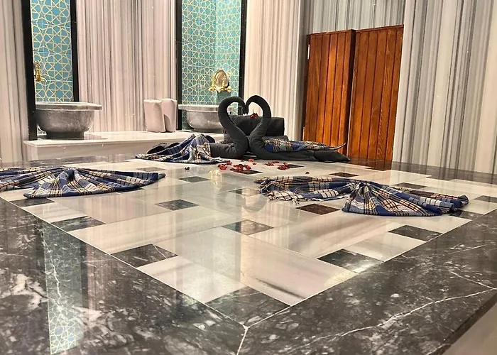 Cip & - Bakirkoey Center מלון 4*