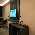 Cip & - Bakirkoey Center 4*