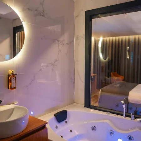 Cip & - Bakirkoey Center Szálloda 4*