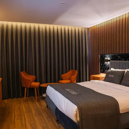 Cip & - Bakirkoey Center Szálloda 4*